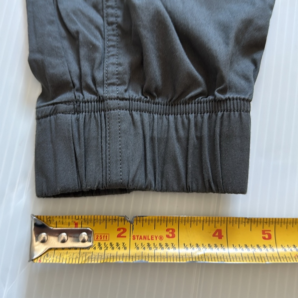 KÜHL Resitor Air Joggr sage green. Women’s size 6 - Picture 11 of 16